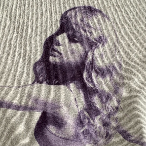 Taylor Swift Speak Now Long Sleeve Shirt. Size Large - Picture 4 of 9